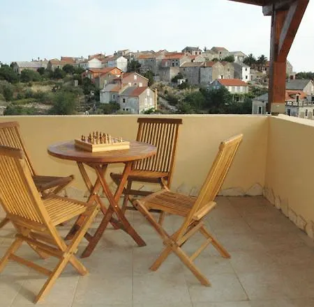 Appartamento Iz Mali Iž