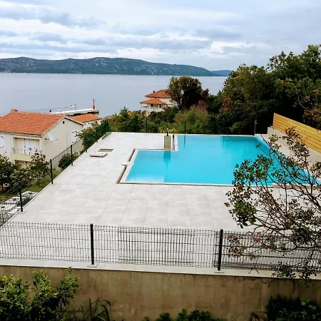 Appartamento Iz Mali Iž